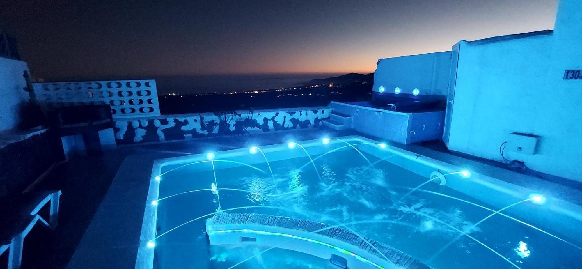 Vakantiehuis Aloelux !! - Private With Pool , Jacuzzi, Cinema, Massage ,wonderful View, Art Desing Tías